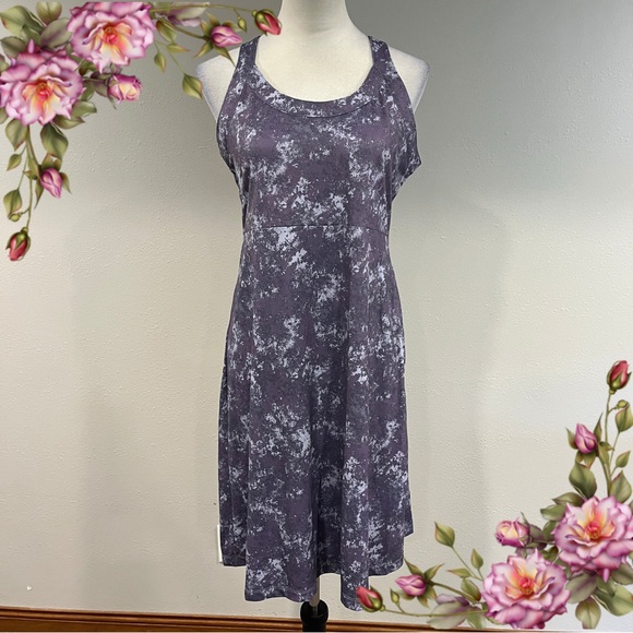 Columbia Sleeveless casual sporty Dress size medium - Picture 1 of 11